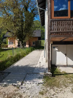7-Zimmer-Gewerbeimmobilie kaufen in Vöcklabruck – 160 m², € 795.000 – Bild 3 von 36