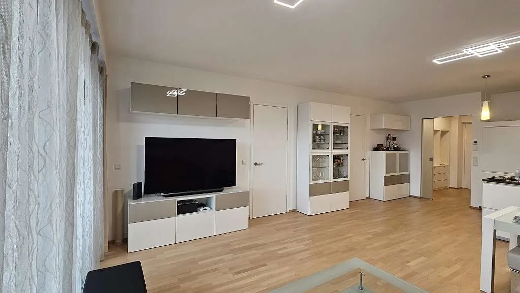 Exklusives Wohnen am Punkt! Im Zentrum von Wiener Neustadt - Ansicht 2