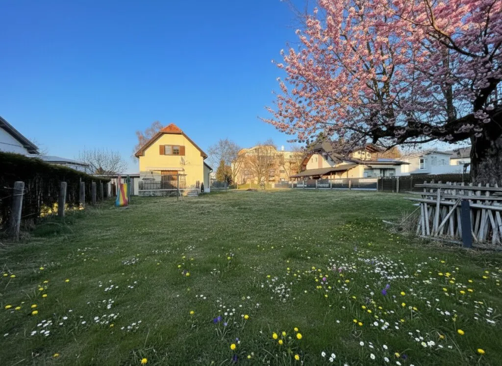 Altes Wohnhaus mit Charakter in begehrter, sonniger Lage unweit des Zentrums - Widok 2