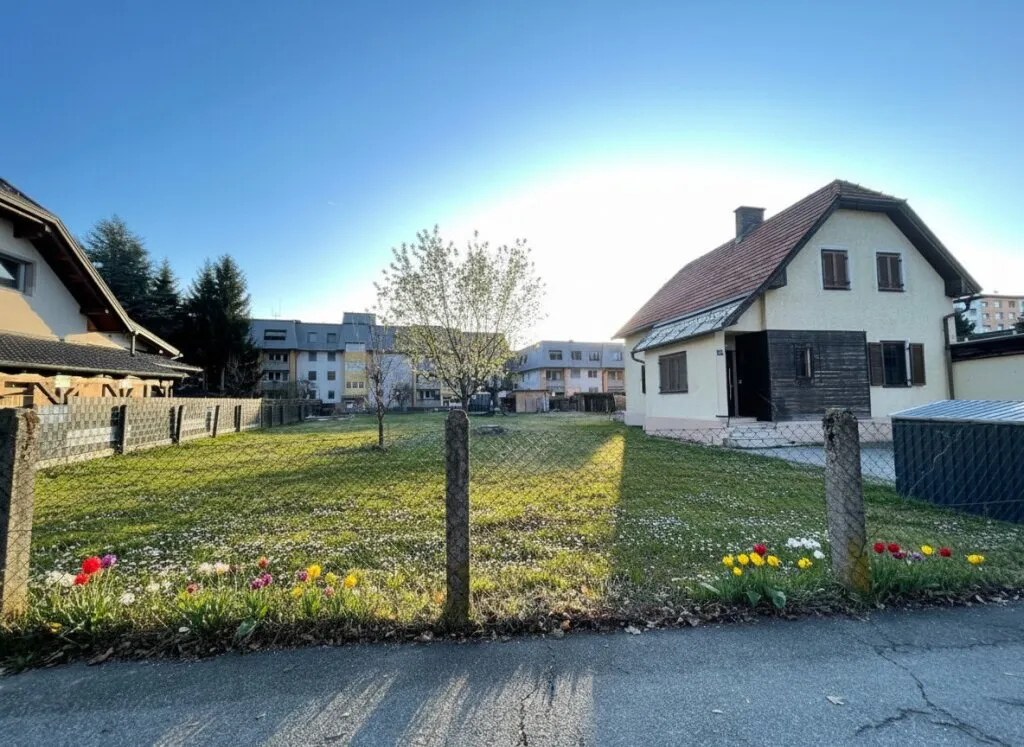 Altes Wohnhaus mit Charakter in begehrter, sonniger Lage unweit des Zentrums - Widok 3