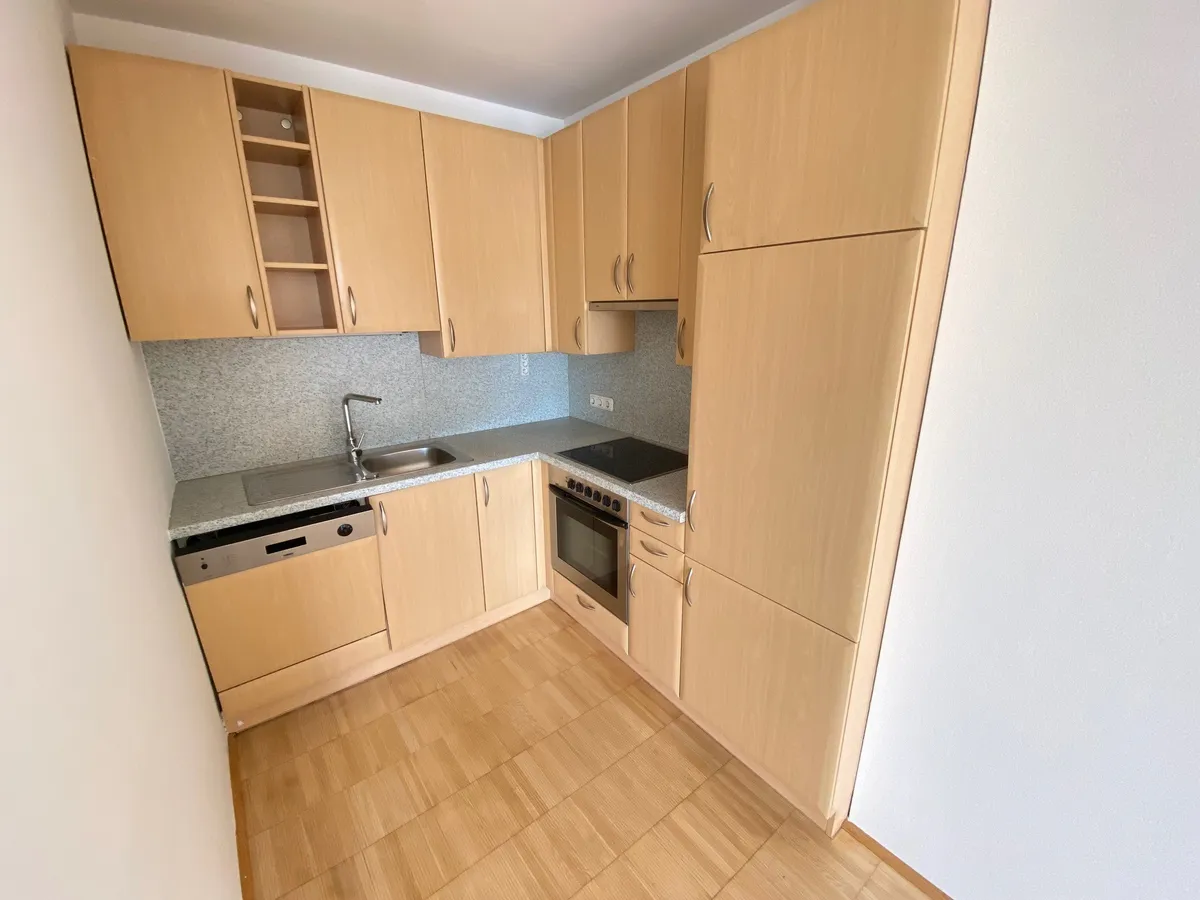 3 ZIMMERWOHNUNG MIT BALKON UND TG-STELLPLATZ NÄHE UNION KREUZUNG - Widok 3