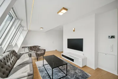 3-Zimmer-Maisonette mit großzügiger Dachterrasse im Herzen des 10. Bezirks – Bild 2