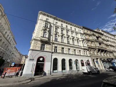 Gewerbeimmobilie mieten in Wien – 332 m², € 6.972