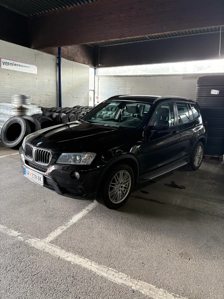 BMW X3 2013 photo 2