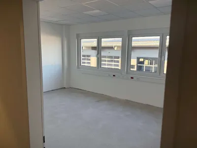 Gewerbeimmobilie mieten in Baden – 2 082 m², € 10 – Bild 42 von 49