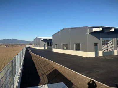 Gewerbeimmobilie mieten in Baden – 2 082 m², € 10 – Bild 10 von 49