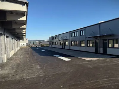 Gewerbeimmobilie mieten in Baden – 2 082 m², € 10 – Bild 14 von 49