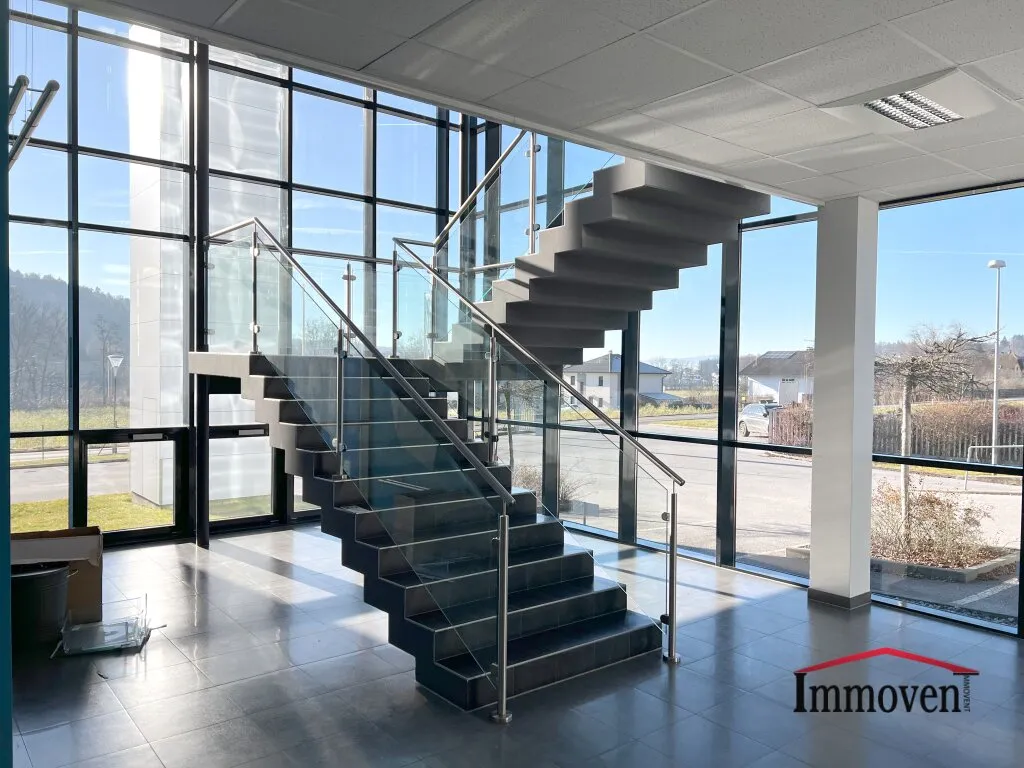 PROVISIONSFREI - Laßnitzhöhe - lichtdurchflutete Büroräumlichkeiten in der 1. Etage! - Widok 2