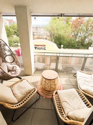 Voll möblierte Neubauwohnung mit großer Terrasse, Lift & Garage - sehr ruhig - sofort verfügbar