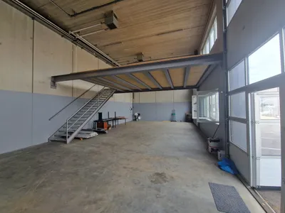 Gewerbeimmobilie mieten in Steyr-Land – 175 m², € 1.730 – Bild 2 von 6
