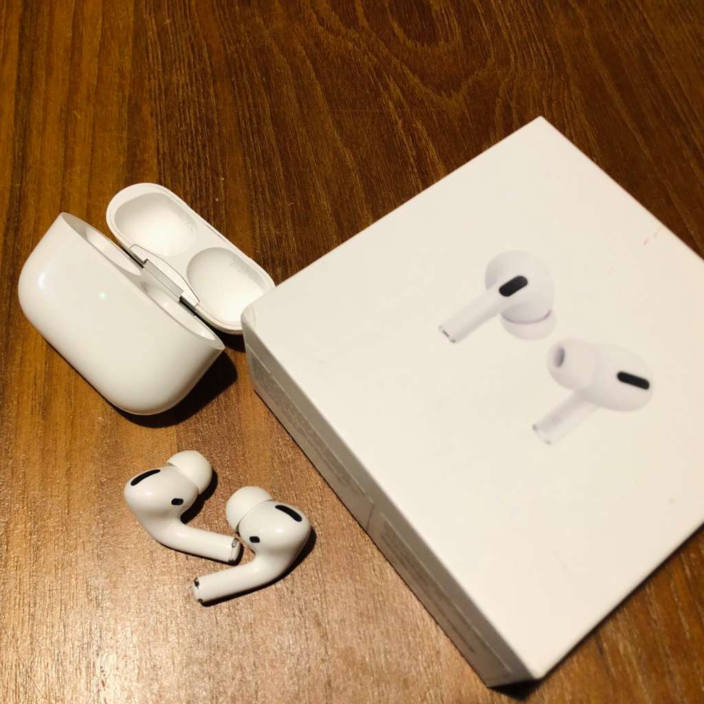 Apple AirPods (1st outlet Generation)