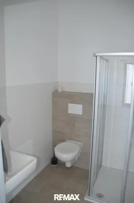 1-Zimmer-Gewerbeimmobilie mieten in Krems Land – 32 m², € 443 – Bild 5 von 7