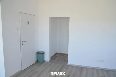 1-Zimmer-Gewerbeimmobilie mieten in Krems Land – 32 m², € 443 – Bild 4 von 7