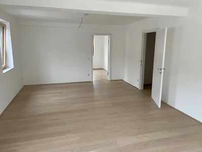 Gewerbeimmobilie kaufen in Linz Land – € 2.200.000 – Bild 7 von 20
