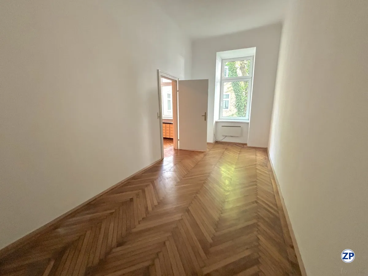 Hofseitige 1,5 Zimmerwohnung als Büro oder Atelier nähe Friedensbrücke ! - Ansicht 3