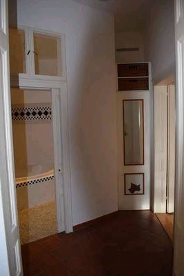 Gemütliche Altbauwohnung mit überdachtem Stellplatz im Hof – Bild 2