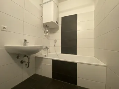 1-Zimmer-Wohnung mieten in Krems an der Donau – 48,68 m², € 354 – Bild 8 von 12
