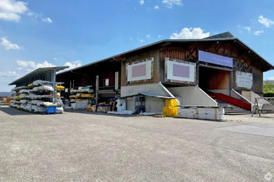Gewerbeimmobilie mieten in Braunau am Inn – 1 800 m², € 17.000 – Bild 2 von 11