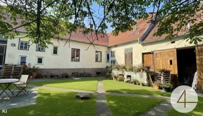 Haus kaufen in Zwettl – 1 686 m², € 349.000