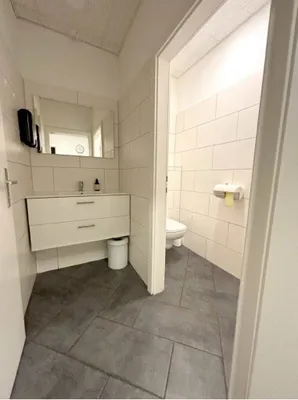 2-Zimmer-Gewerbeimmobilie mieten in Wien – 58 m², € 1.116 – Bild 8 von 9