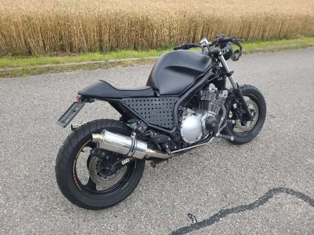 Yamaha XJ