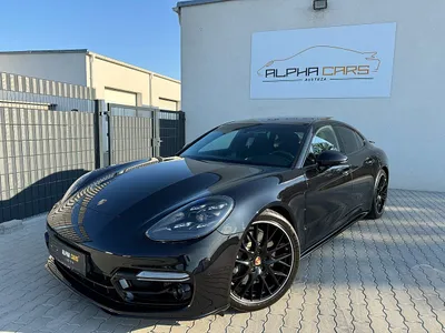 Porsche Panamera 4 E-Hybrid