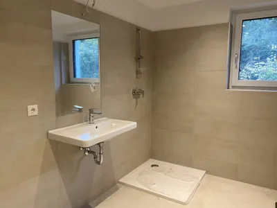 2-Zimmer-Wohnung mieten in Baden – 49,33 m², € 795 – Bild 4 von 6