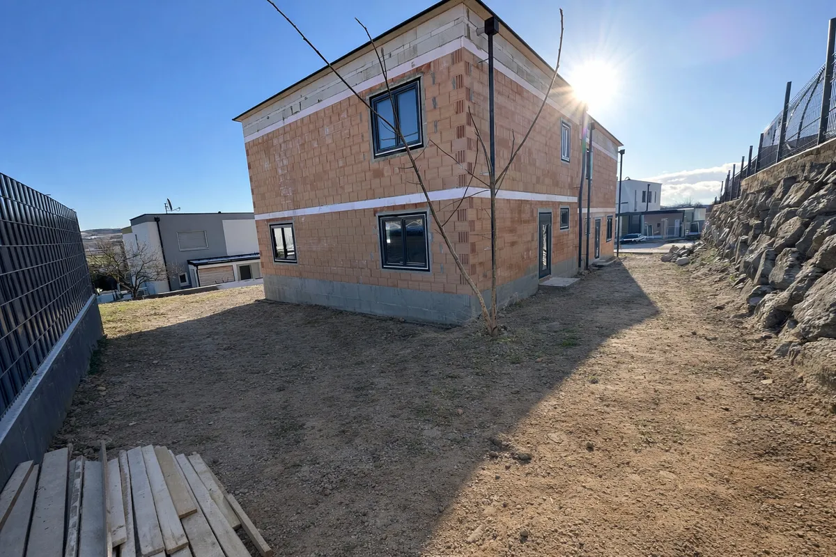 Noch ein Haus verfügbar - Ruhige Wohnsiedlung - Energieeffiziente Neubau-Doppelhaushälfte - Widok 3