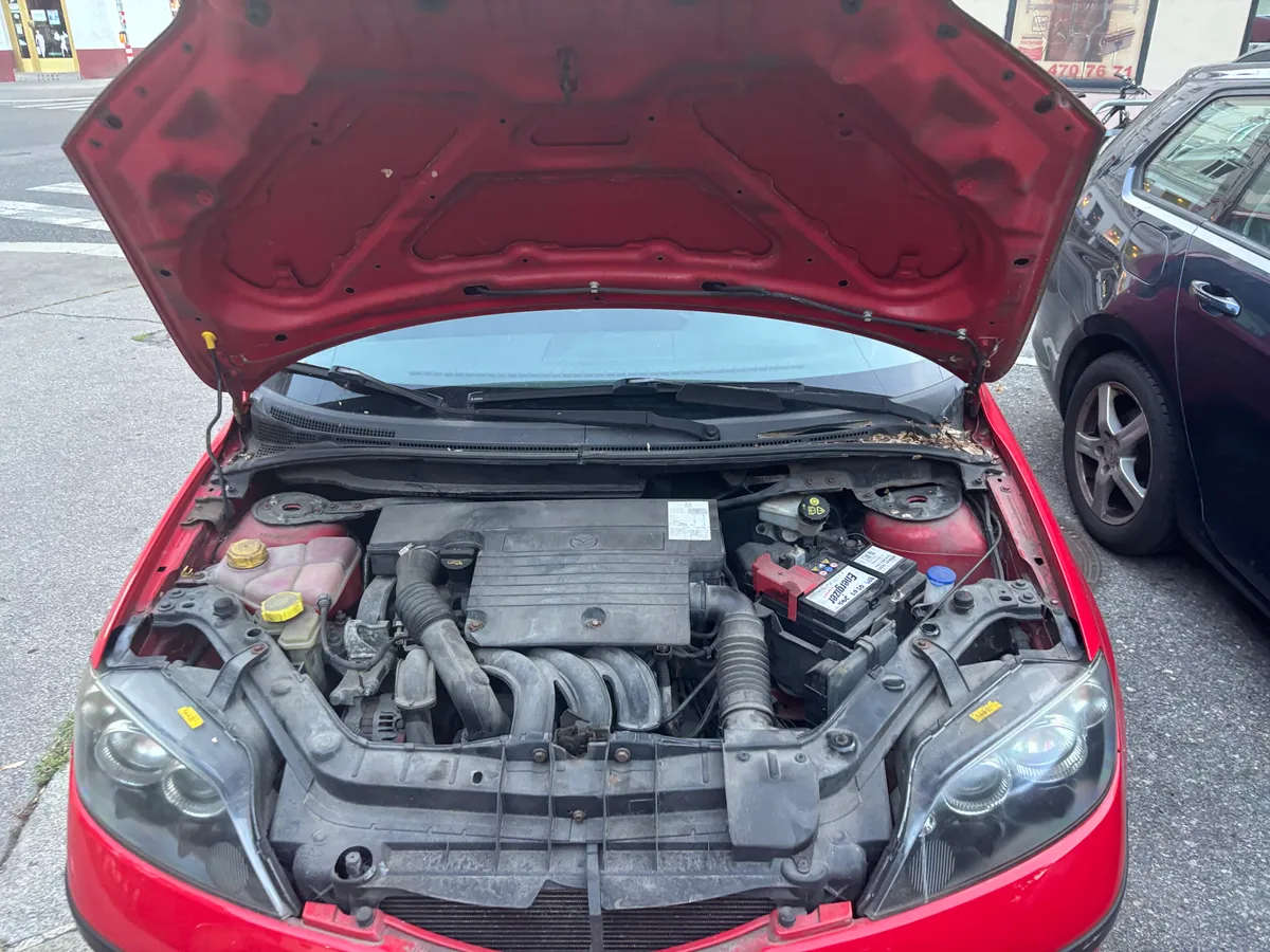 Mazda Mazda2