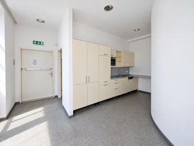 7-Zimmer-Gewerbeimmobilie mieten in Wien – 212 m², € 3.333 – Bild 5 von 11