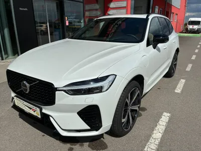 Volvo XC60 T6 AWD Recharge PHEV Ultimate Dark Geartronic