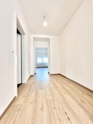 2-Zimmer-Wohnung mieten in Wiener Neustadt – 89,42 m², € 950 – Bild 7 von 8