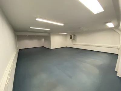 1-Zimmer-Gewerbeimmobilie mieten in Linz – 47 m², € 777 – Bild 9 von 12