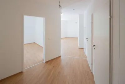 3-Zimmer-Wohnung mieten in Neunkirchen – 87 m², € 1.069 – Bild 5 von 12