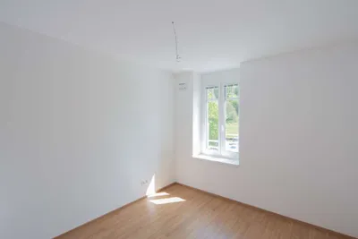 3-Zimmer-Wohnung mieten in Neunkirchen – 87 m², € 1.069 – Bild 10 von 12