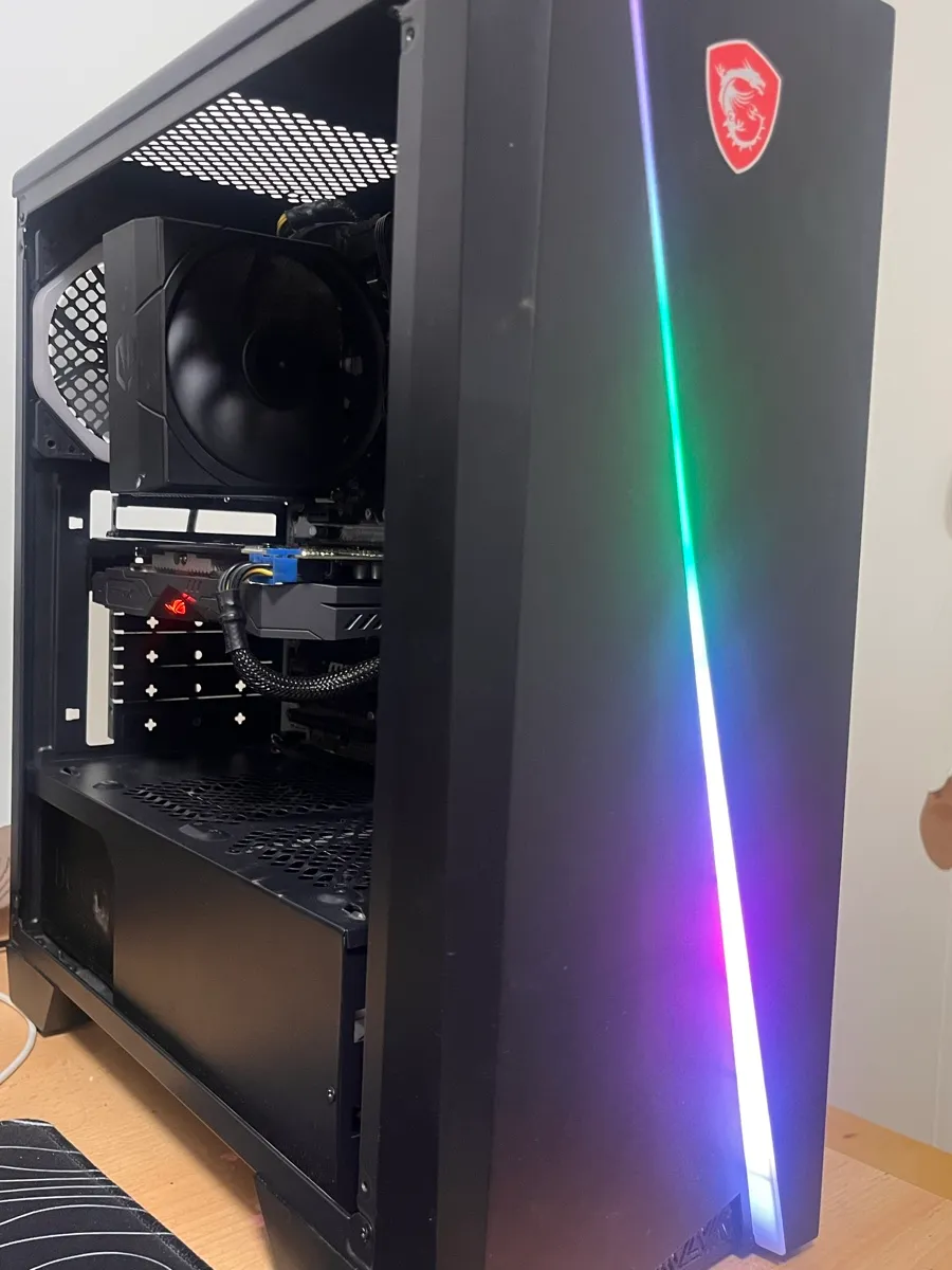 Asus Rog Rx 570 Gaming PC | i7 | RX570| 16GB DDR4 | Windows 11, € 250,- (1210 Wien ...