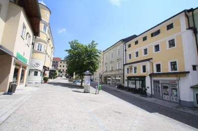 3-Zimmer-Wohnung mieten in Gmunden – 75 m², € 1.155