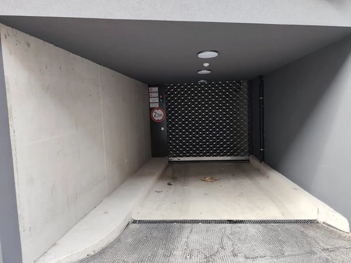 TIefgaragenstellplatz im Neubau in Wien Hernals mit klasse Verkehrsanbindung (U6 Alserstraße) - Ansicht 3