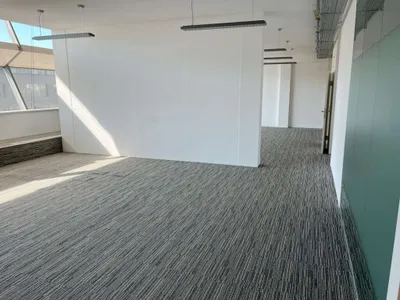 6-Zimmer-Gewerbeimmobilie mieten in Wien – 273 m², € 4.835