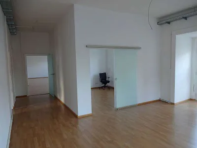 4-Zimmer-Gewerbeimmobilie mieten in Bruck-Mürzzuschlag – 150 m², € 10 – Bild 11 von 21