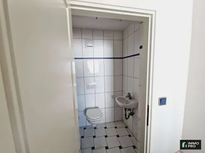 3-Zimmer-Gewerbeimmobilie mieten in Graz – 160 m², € 1.995 – Bild 13 von 13