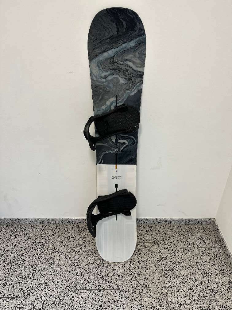 (reserviert)BurtonFlightAtendant162w