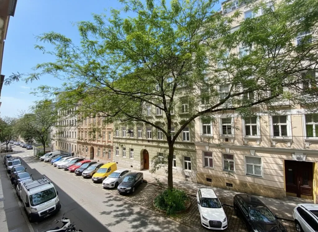 ERSTBEZUG! CHARMANTER 2 ZIMMER ALTBAU, U3 NÄHE - Ansicht 2