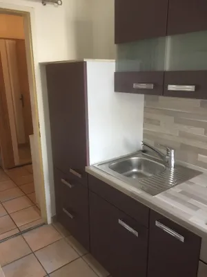 2-Zimmer-Wohnung mieten in Schwaz – 43 m², € 840 – Bild 2 von 6