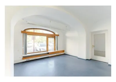 Gewerbeimmobilie mieten in Hartberg-Fürstenfeld – 700 m², € 8 – Bild 9 von 18