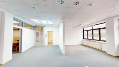 5-Zimmer-Gewerbeimmobilie mieten in Innsbruck-Land – 197 m², € 2.500 – Bild 3 von 6