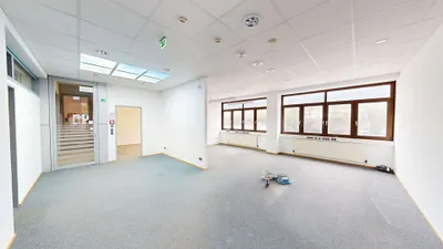5-Zimmer-Gewerbeimmobilie mieten in Innsbruck-Land – 197 m², € 2.500 – Bild 2 von 6