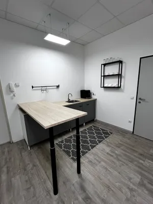 3-Zimmer-Gewerbeimmobilie mieten in Linz Land – 37 m², € 12 – Bild 11 von 12