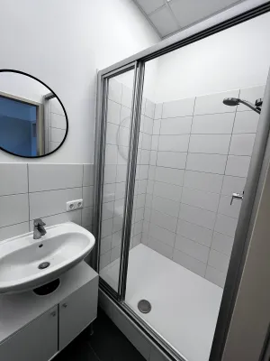 3-Zimmer-Gewerbeimmobilie mieten in Linz Land – 37 m², € 12 – Bild 9 von 12