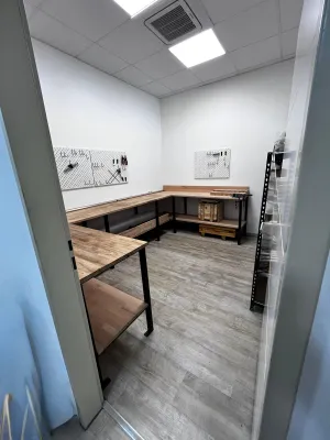 3-Zimmer-Gewerbeimmobilie mieten in Linz Land – 37 m², € 12 – Bild 3 von 12